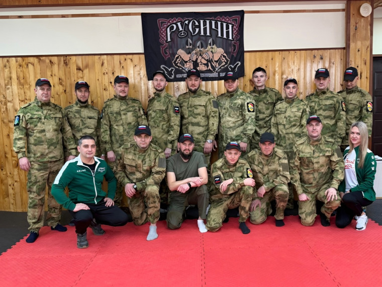 В преддверии праздника Дня защитника Отечества, в зале спортивно-патриотического клуба "Русичи" села Новая Усмань прошёл Фестиваль ВФСК ГТО среди членов добровольной народной дружины «Русичи». В преддверии праздника Дня защитника Отечества, в зале спортивно-патриотического клуба "Русичи" села Новая Усмань прошёл Фестиваль ВФСК ГТО среди членов добровольной народной дружины «Русичи».